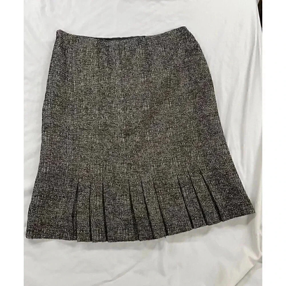 Ann Klein Women’s Suit Skirt Size 2 Tweed, Good Condition, Bottom Pleats